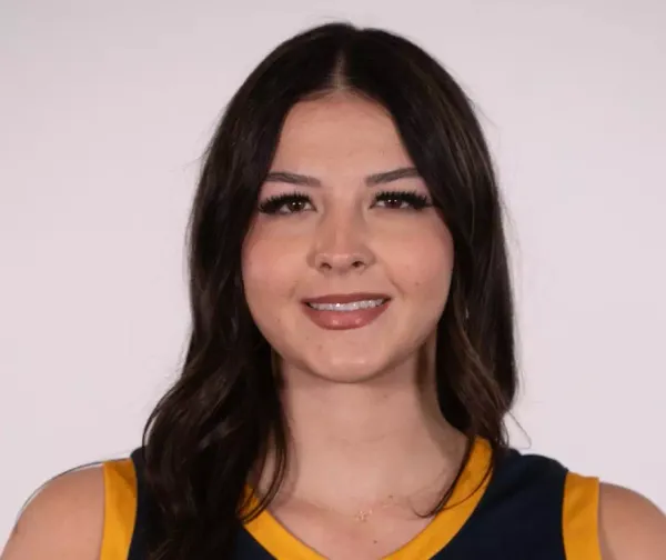 Kaitlyn Stanek, Basketball, Dominican University