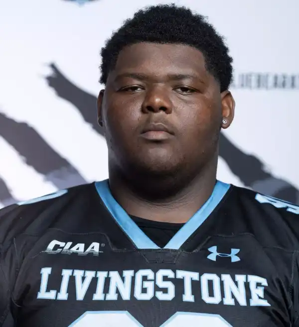Raelon Ray, Football, Livingstone College