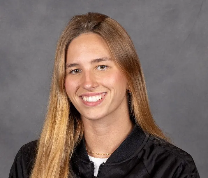 Caroline Toledo, Swimming & Diving, Bowling Green State University