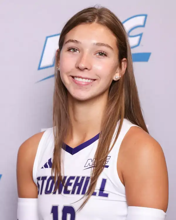 Kaisa Dowd, Volleyball, Stonehill College