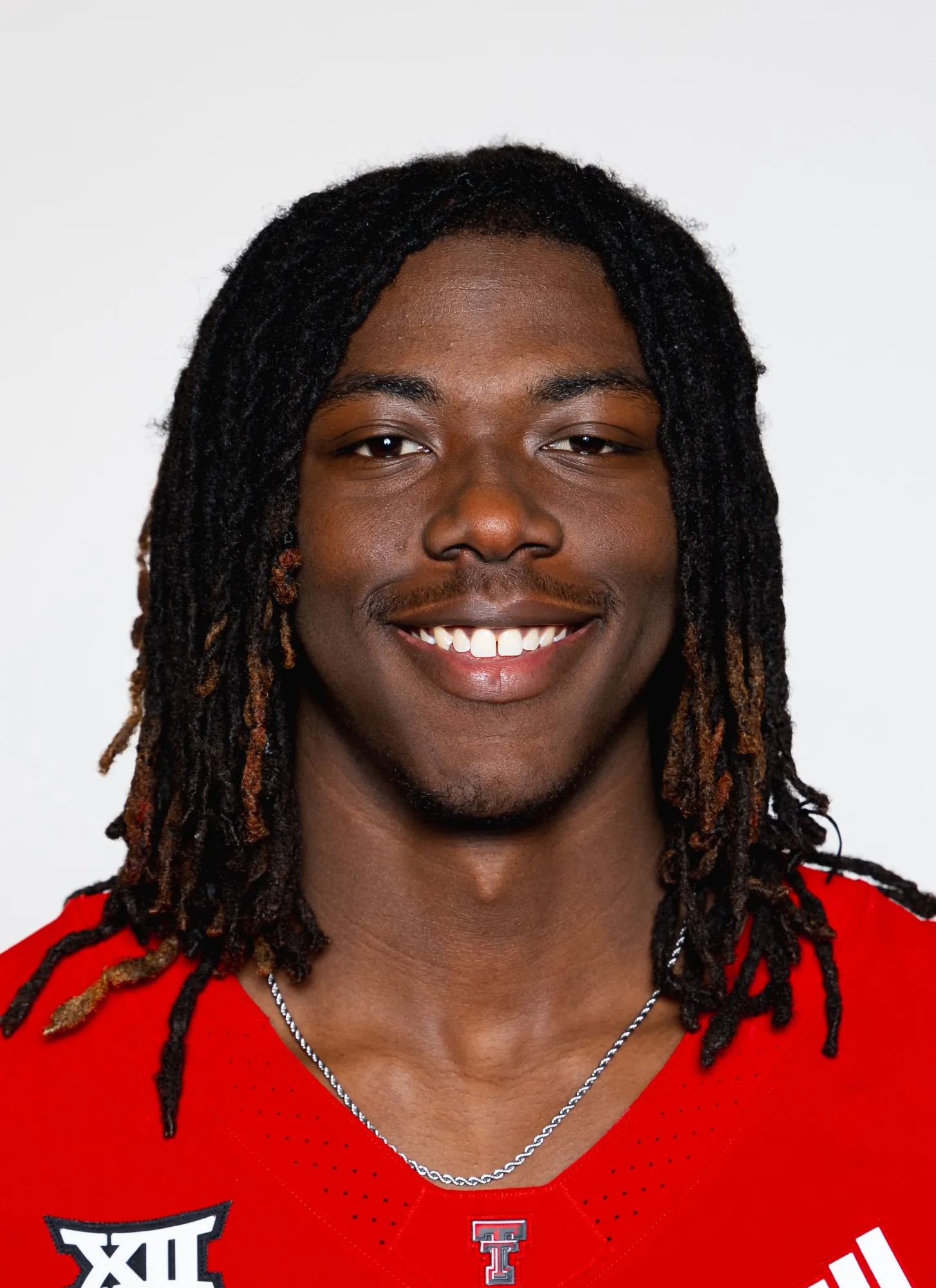 S'Vioarean Martin, Football, undefined