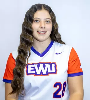 Amya Mirelez, Softball, undefined