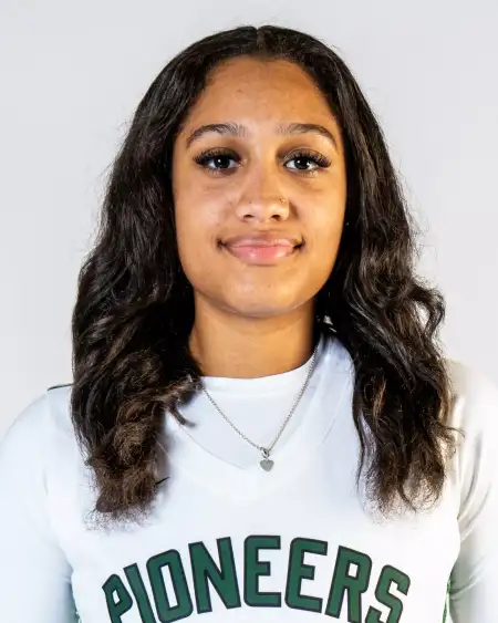 Carmen Vasquez, Basketball, Point Park University