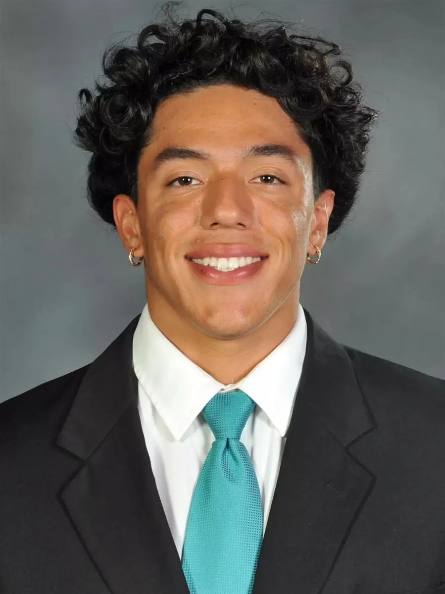 Elijah Aragon, Football, undefined