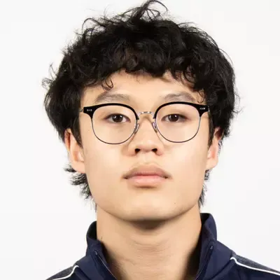Aydan Lee, Fencing, Yale University