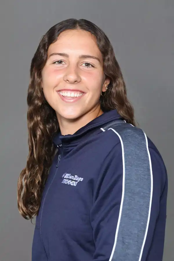 Asia Kozan, Swimming & Diving, University of California, San Diego