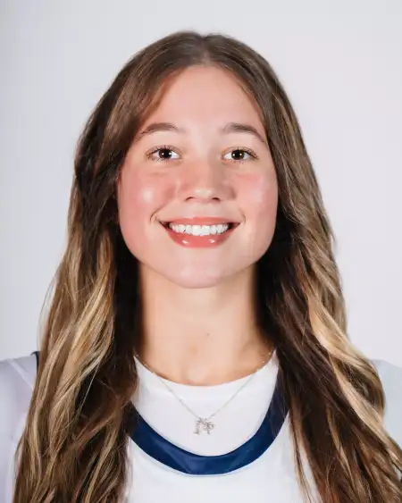 Anabelle Gogol, Basketball, Warner University