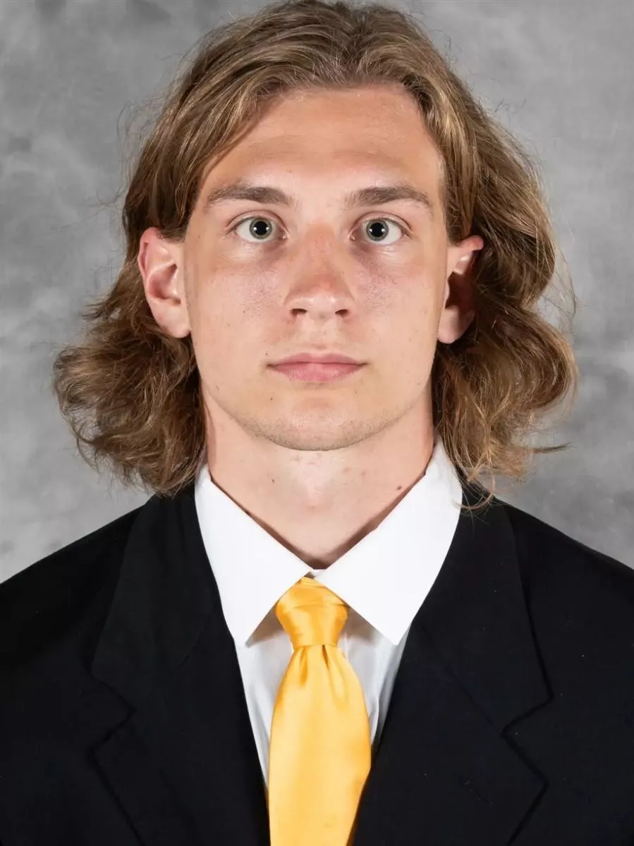 Bryce Kania, Football, undefined