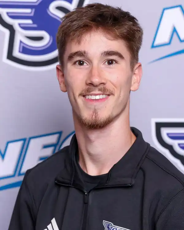 Luis Kuenzler, Swimming & Diving, Stonehill College