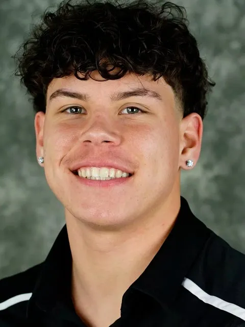 Elijah Huddle, Football, undefined