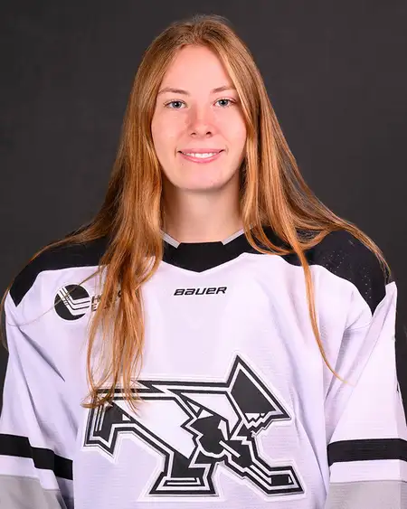 Bella Paolucci, Hockey, Providence College