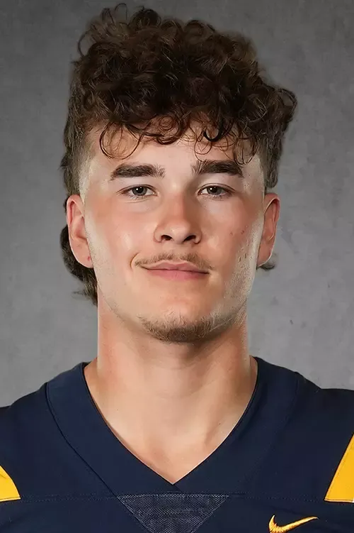 Carter Zezulka, Football, undefined