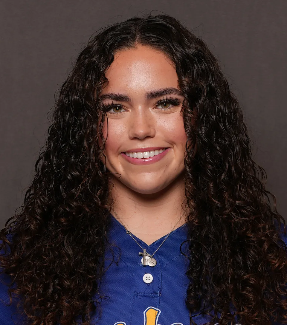 Bella Rodriguez, Softball, undefined