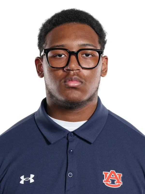 Tai Buster, Football, undefined