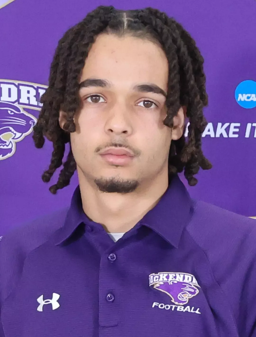 Zaine Meyer, Football, undefined