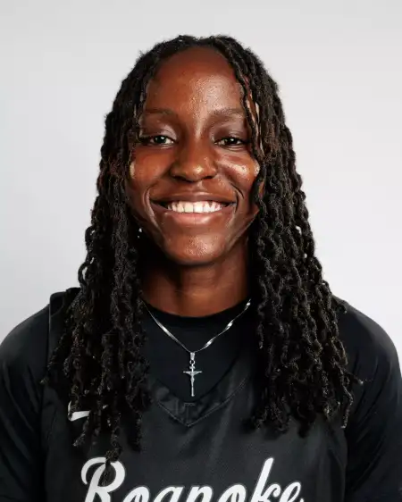Tinaishe Chikwata, Basketball, Roanoke College