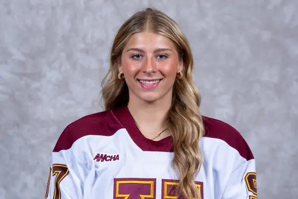 Bella Fanale, Hockey, University of Minnesota