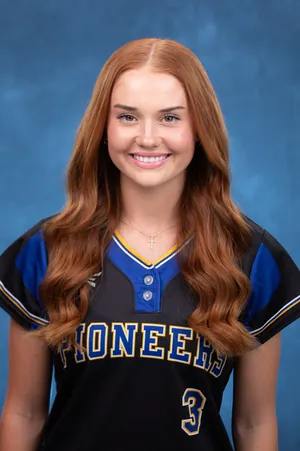 Taylor Cochran, Softball, undefined