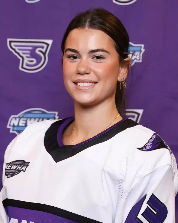 Bella Sacca, Hockey, Stonehill College