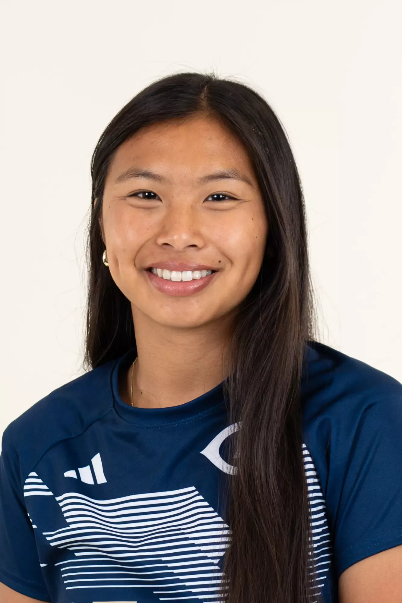 Viet-Thy Tran, Soccer, University of California, Davis
