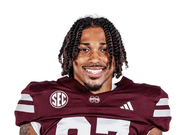 Logan Flinta, Football, undefined
