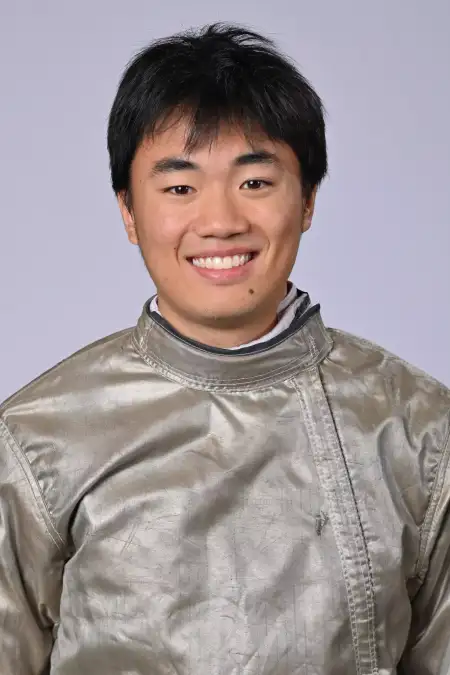 Zachary Tong, Fencing, Massachusetts Institute of Technology