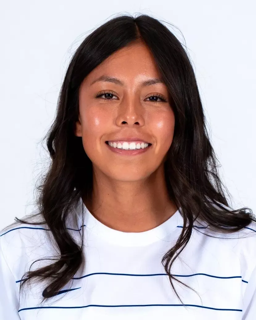 Victoria Espinoza, Soccer, undefined