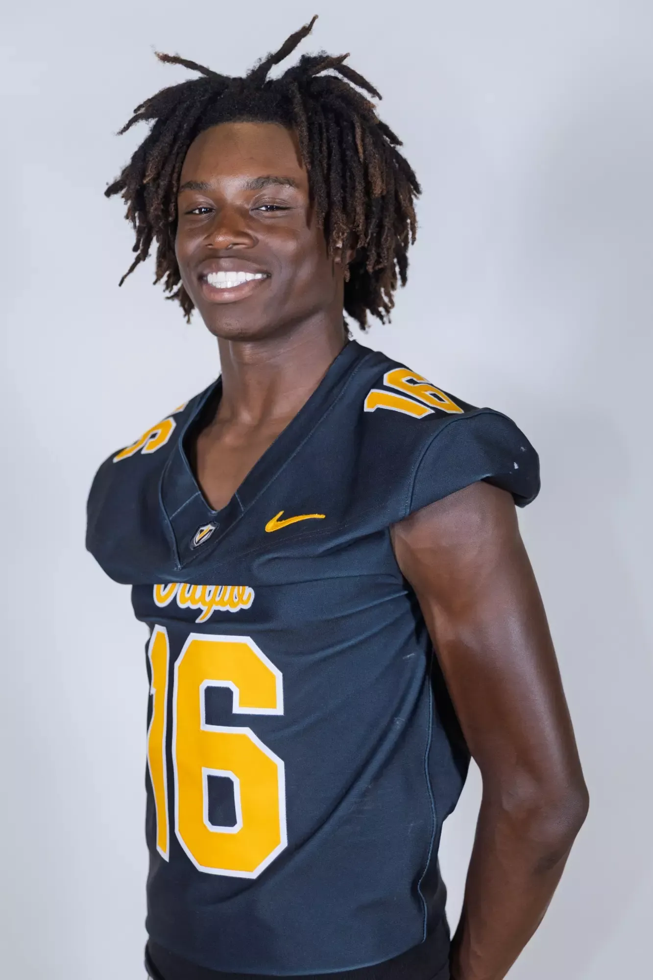 David Akinbosoye, Football, undefined