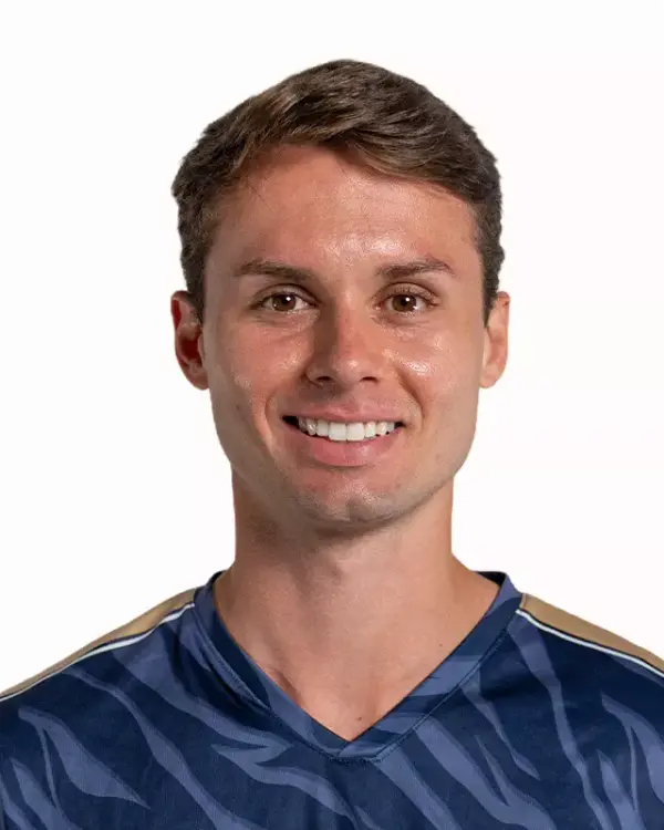 Enzo Resende, Soccer, Queens University of Charlotte