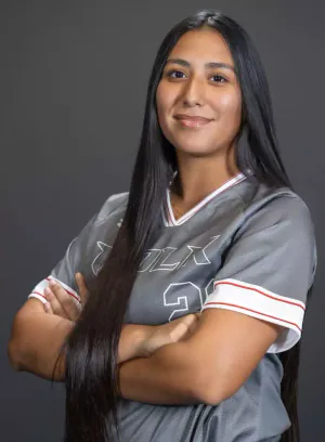 Layla Hinojosa, Softball, undefined