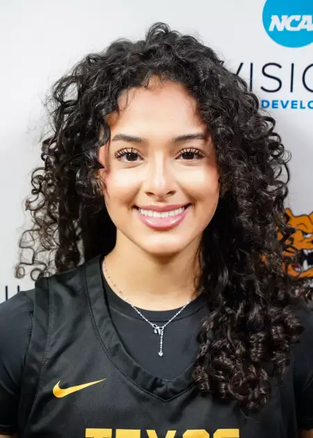Noelisa Espinoza, Basketball, Texas Lutheran University