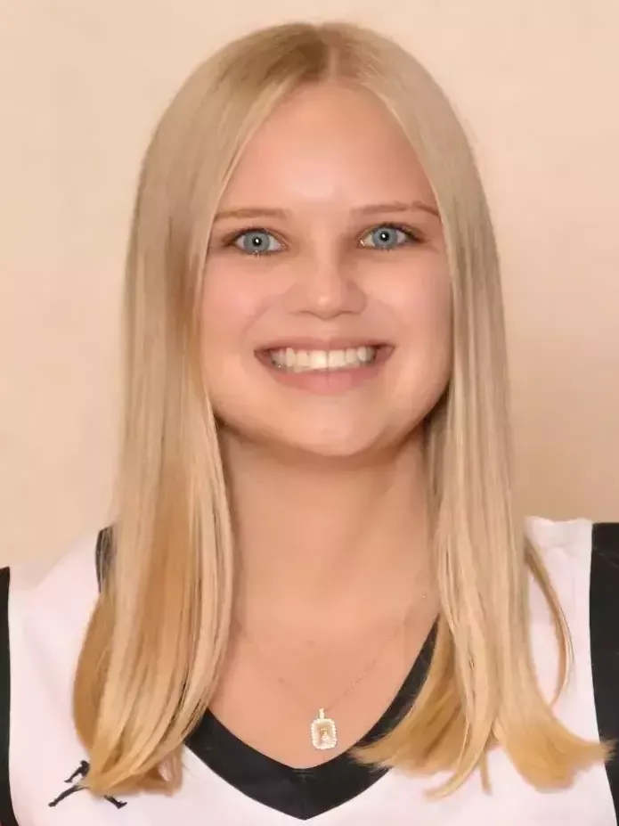 Emma Hart, Basketball, Lake Forest College
