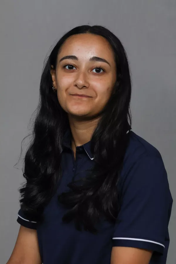 Hania Hafeez, Fencing, University of California, San Diego