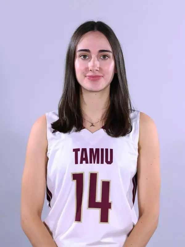 Carmen Morcillo, Basketball, Texas A&M International University