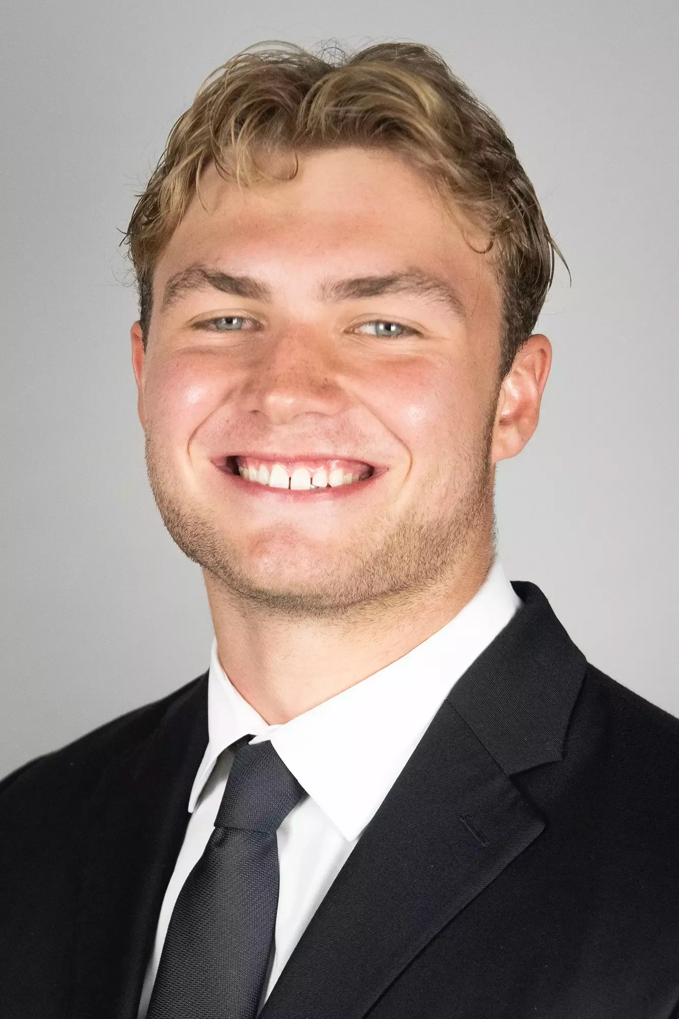 Logan Miller, Football, undefined
