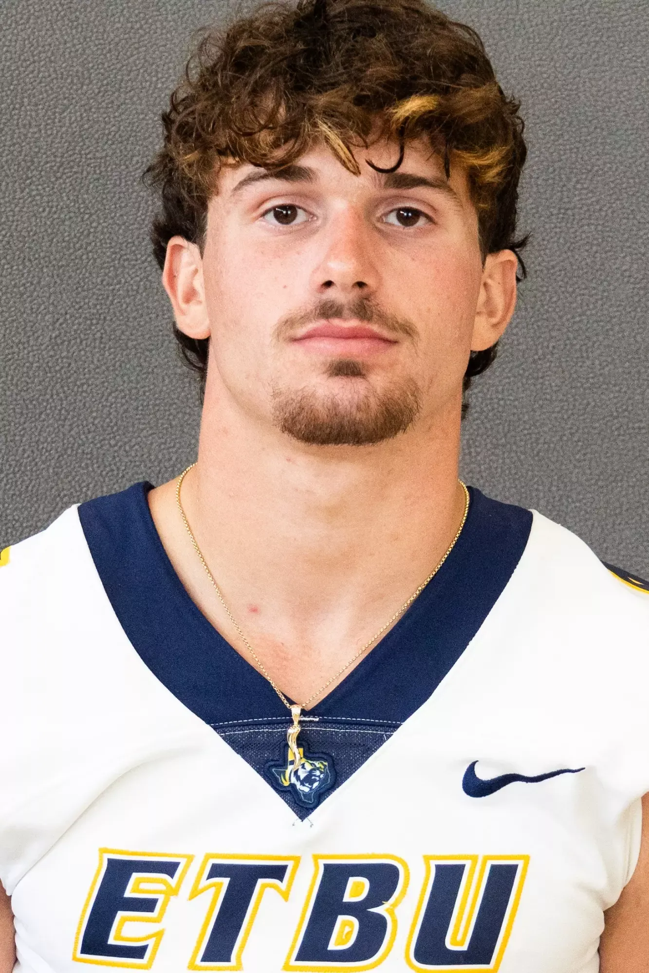 Cole Confessore, Football, undefined