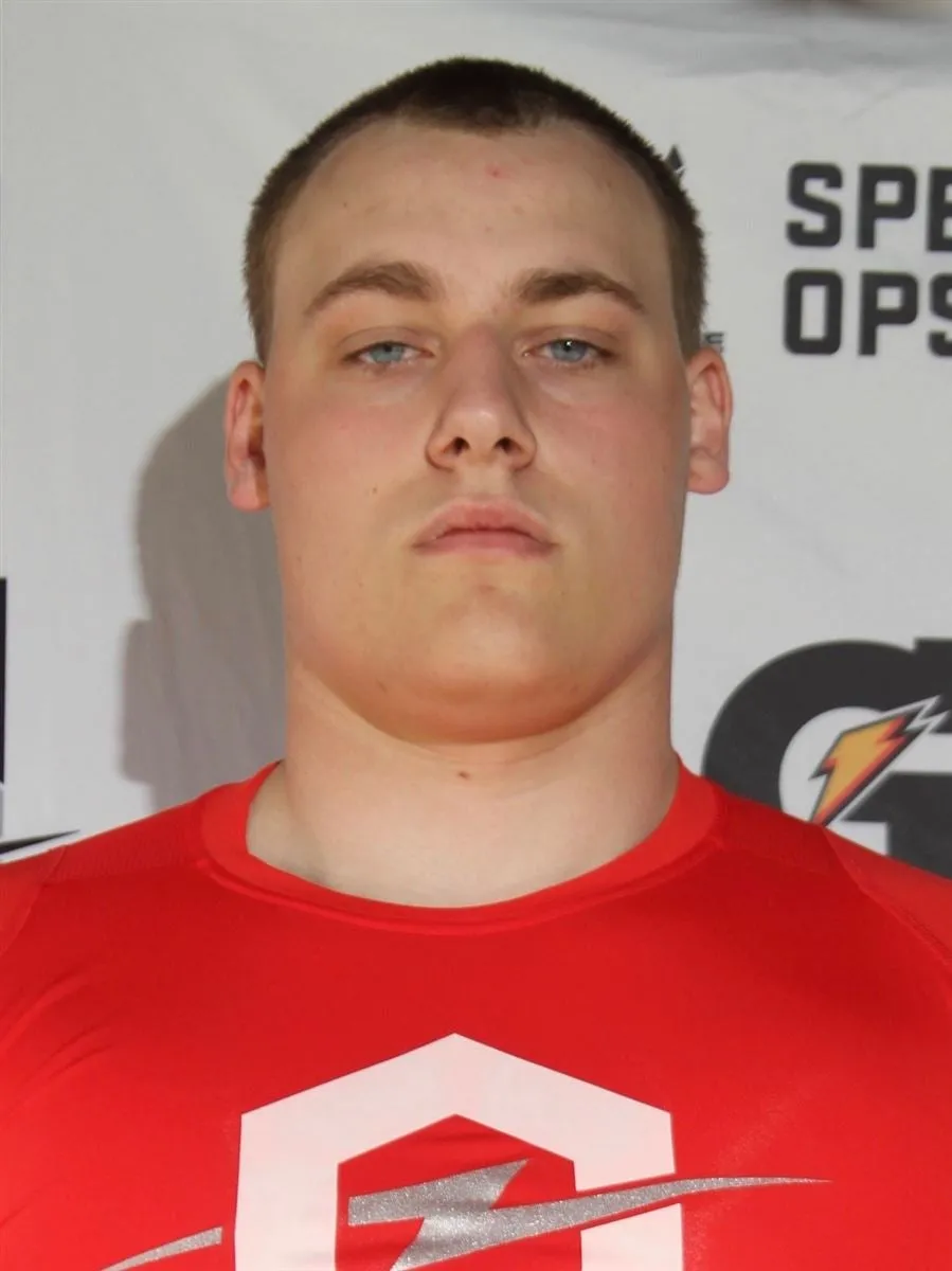 Tanner Rubinstein, Football, undefined