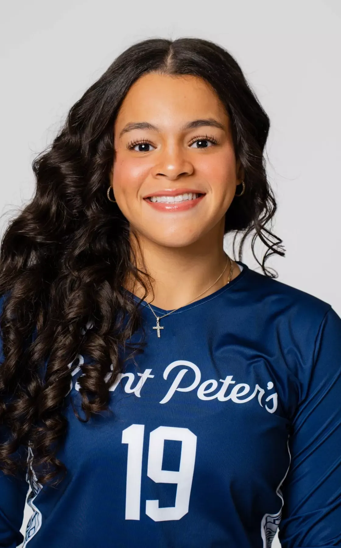 Alicia Valladares, Volleyball, Saint Peter's University