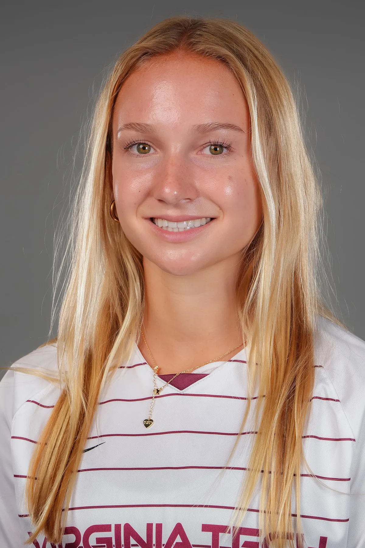 Lilli Lubic, Soccer, undefined