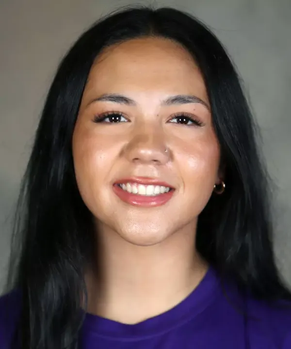 Makenna Te'o, Basketball, Linfield University