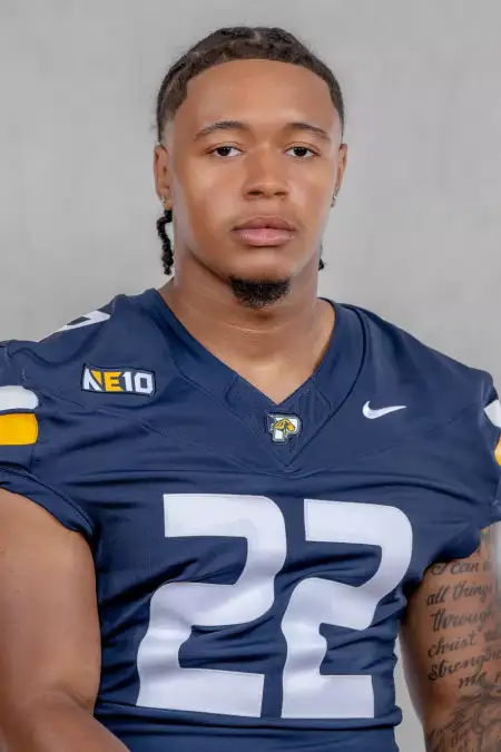 Giovanni Downer, Football, Pace University