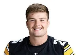 Kael Kolarik, Football, University of South Dakota