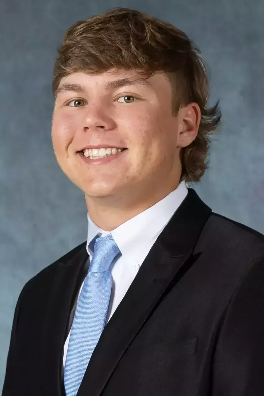 Wyatt Davis, Football, undefined