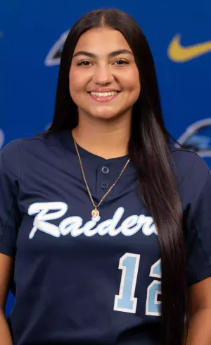 Aidalee Varagas, Softball, undefined