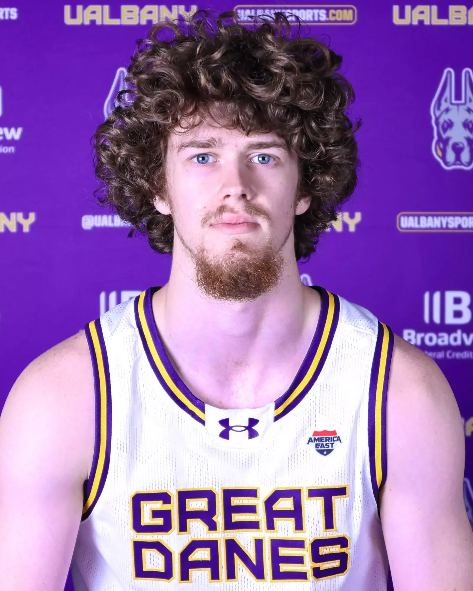 Ollie Engen, Basketball, undefined