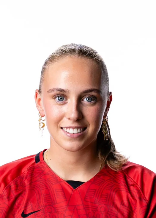 Mia Hambro Svendsen, Soccer, undefined