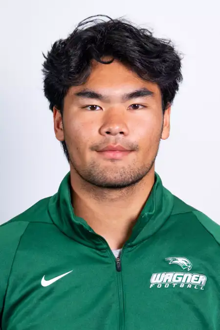 Vince Nguyen, Football, Wagner College