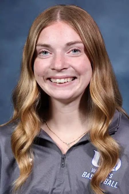 Zoe Njus, Basketball, University of Dubuque