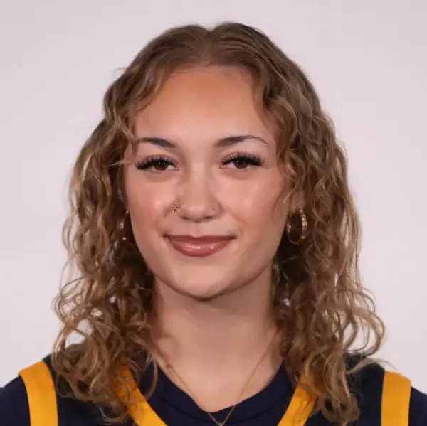 Isabel Bolanos, Basketball, Dominican University