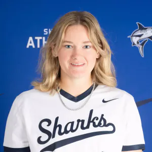 Gracelyn Wallace, Softball, undefined